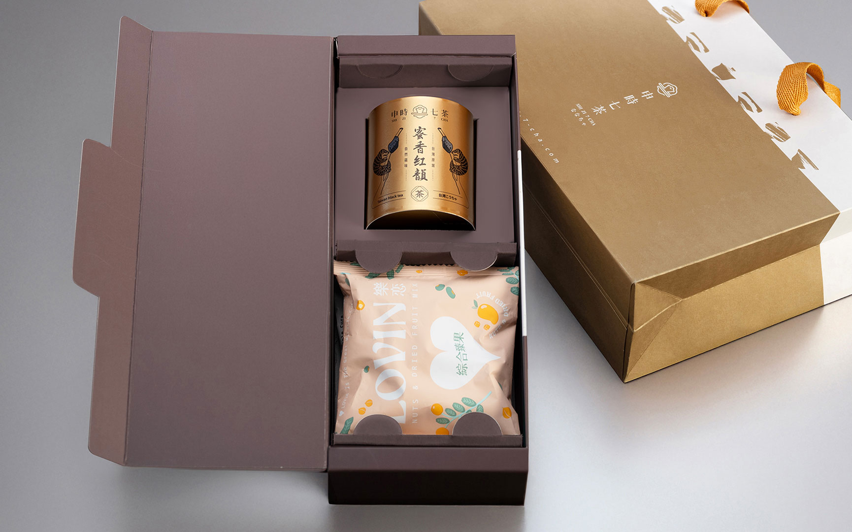 ESG客製禮盒－【金香好TEA】蜜香紅韻堅果茶食禮盒－申時七茶